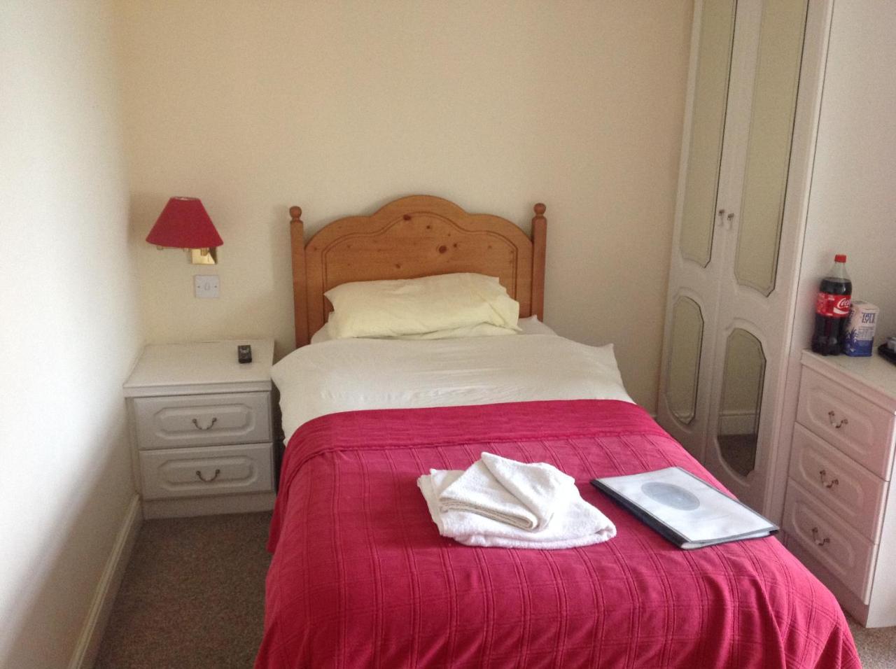 Highgrove Guest House Bolton Esterno foto